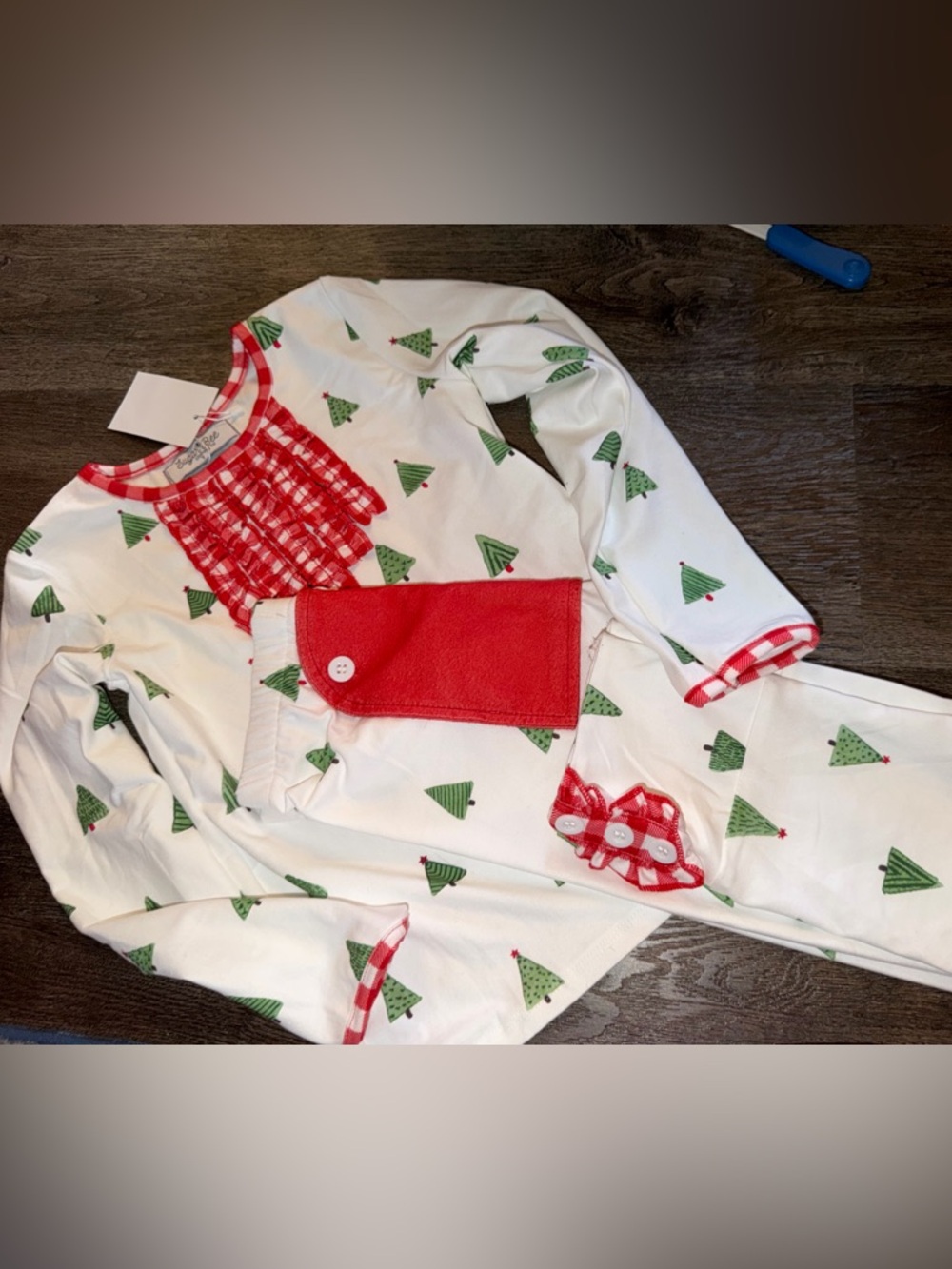 NWT Sugar Bee Christmas Pajamas Set 7